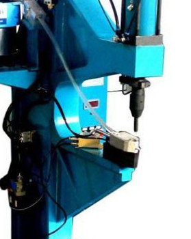 導(dǎo)致自動(dòng)鉚接機(jī)故障的原因有哪些？