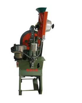 鉚接機鉚接時出現(xiàn)裂紋是怎么回事？