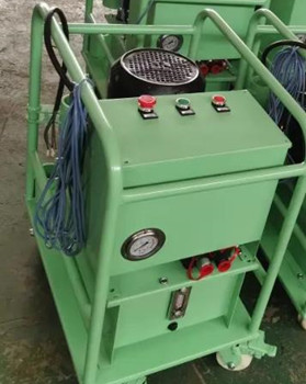 鉚接機(jī)鉚接后鉚釘開裂的原因有哪些？