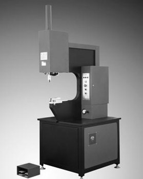 液壓鉚接機鉚接后出現(xiàn)裂紋的原因有哪些？