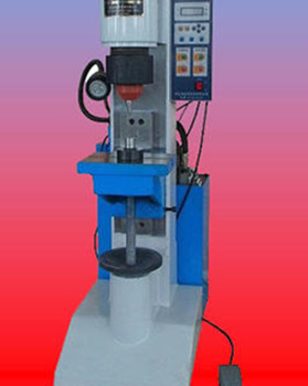 無(wú)鉚釘鉚接機(jī)的鉚釘工藝和傳統(tǒng)工藝相比有哪些優(yōu)點(diǎn)？