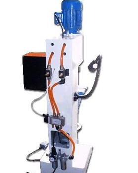 鉚接機(jī)有哪些規(guī)格型號(hào)？