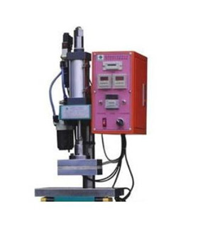 氣壓鉚接機(jī)怎么調(diào)壓力？丹峰機(jī)械科普！